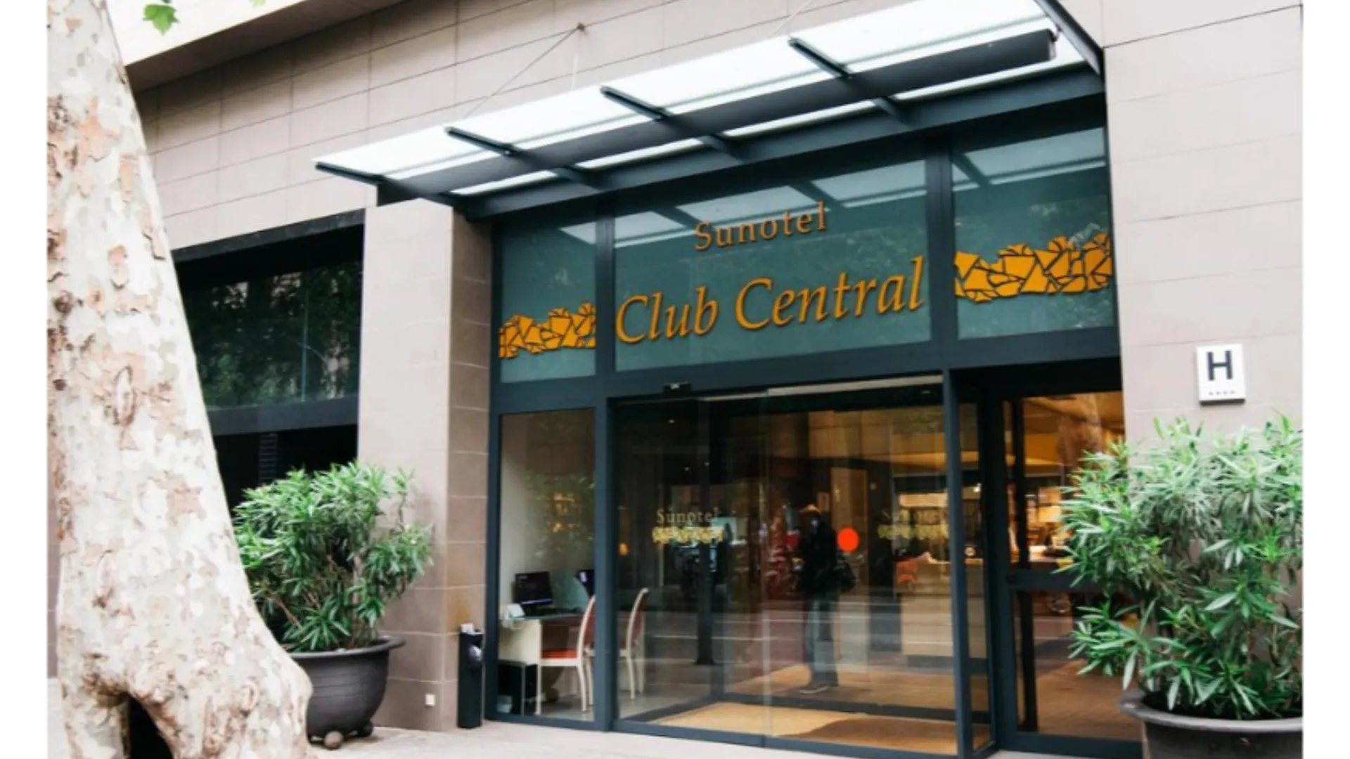 Sunotel Club Central Barcellona 4*,