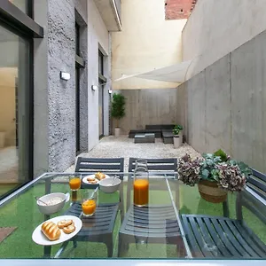 Chic And Modern In Gracia Barcellona
