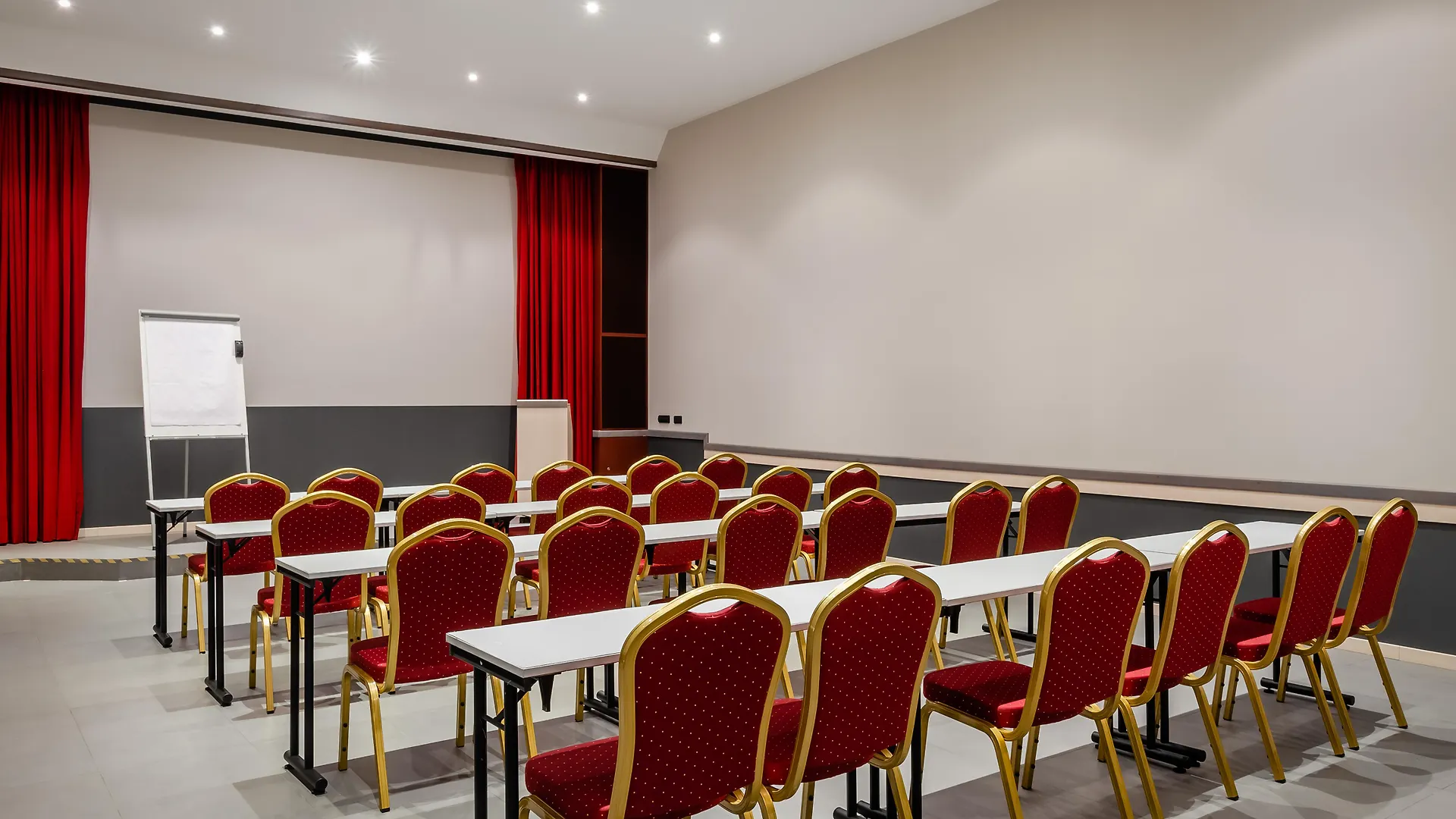 Sunotel Club Central Barcelona 4*,  Spain