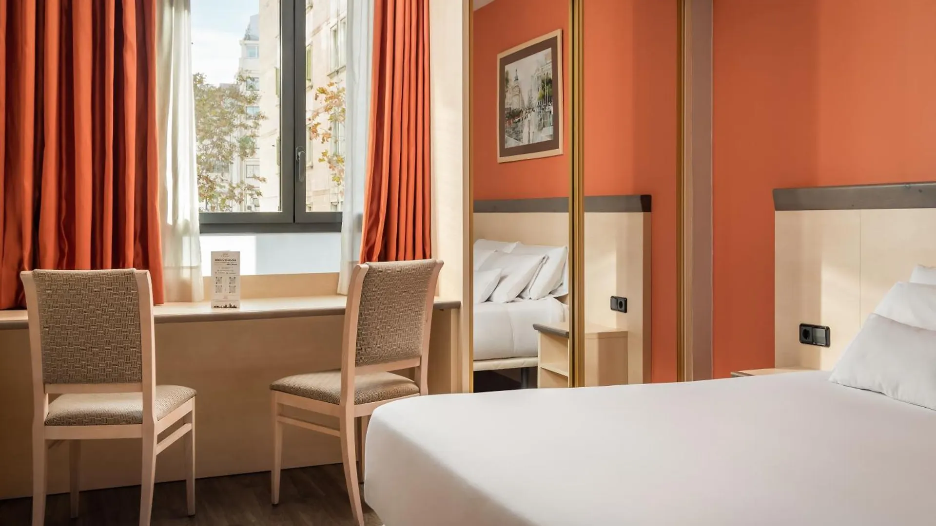 Sunotel Club Central Barcelona Hotel