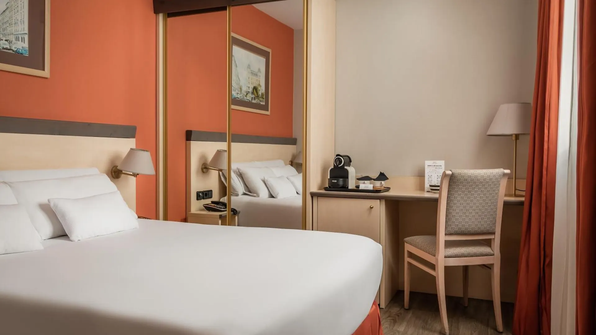 **** Hotel Sunotel Club Central Barcelona Spain