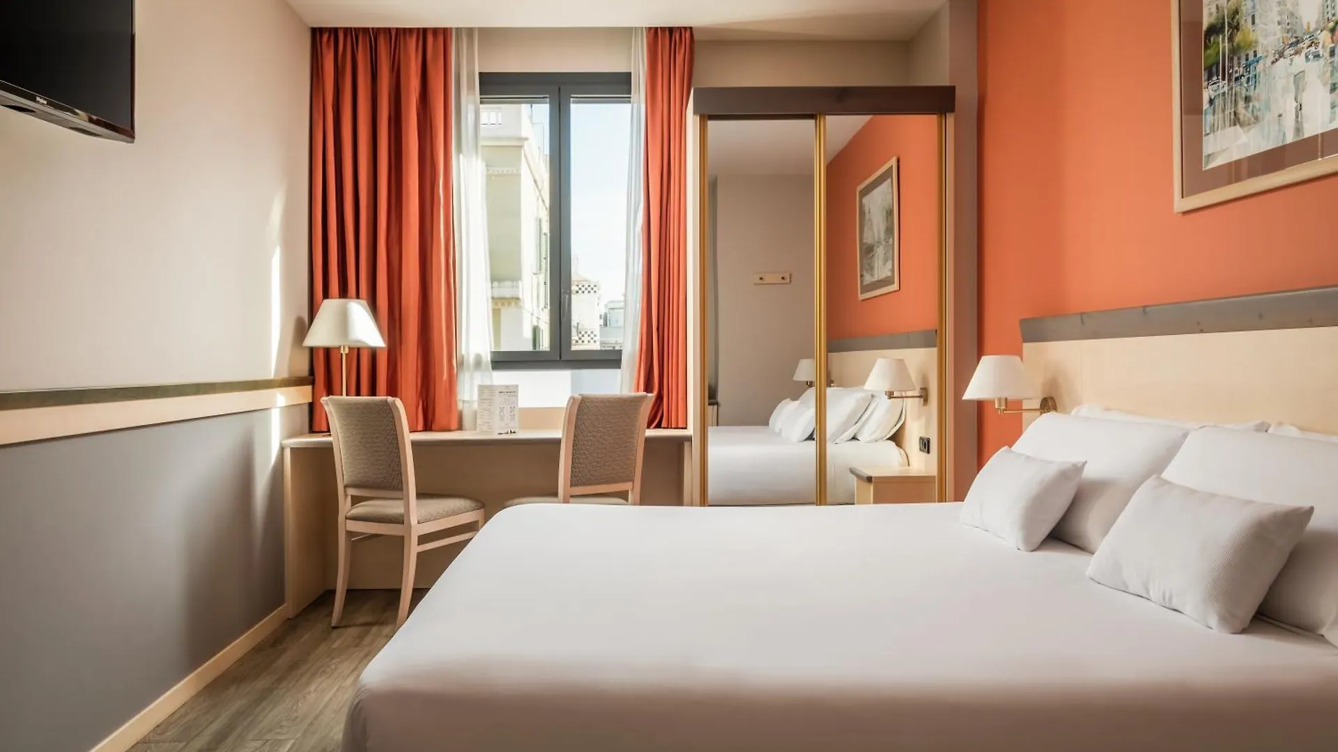 Sunotel Club Central Barcelona Hotel