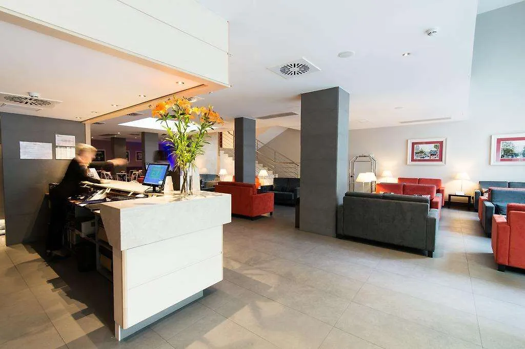 Sunotel Club Central Barcelona Hotel